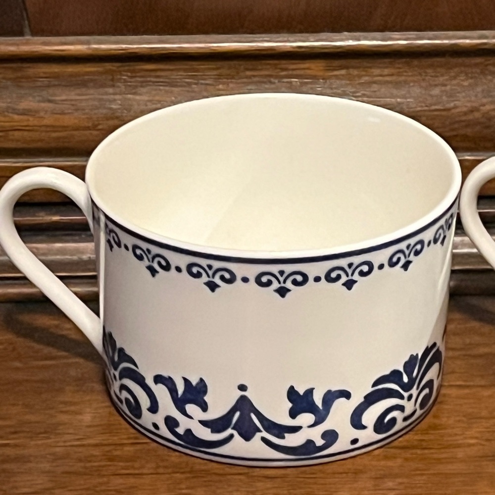 Victoria & Beale Set of 2 CLAIRE Fine Porcelain Cups 7011 by Sango Blue Design